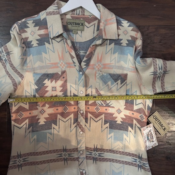 Outback Western Shacket Brianna Aztec Flannel Shirt Pearl snap Women's Large New - Picture 9 of 12